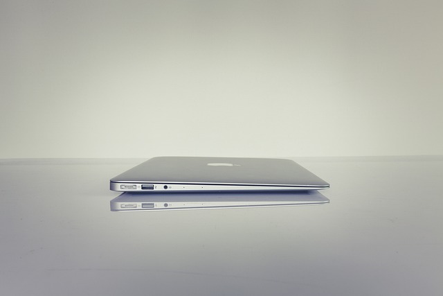 computers-640x480-93651759.jpeg