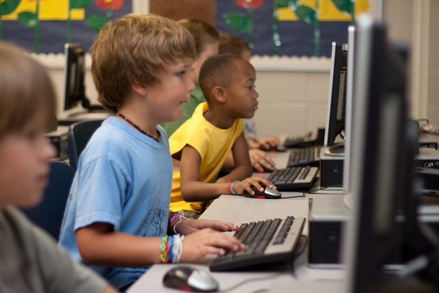 Unlocking Languages: Local Tutoring for Effective Foreign Education