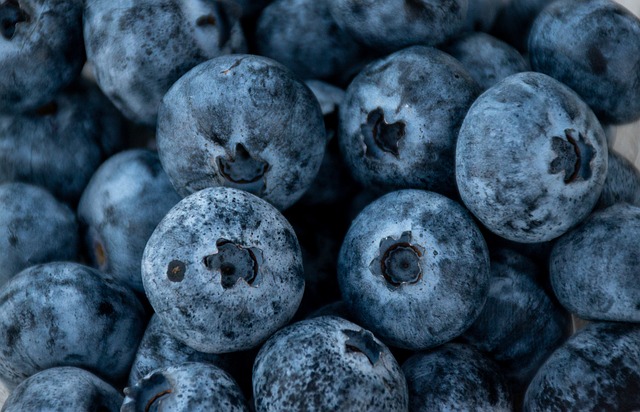 local-food-640x480-49513982.jpeg