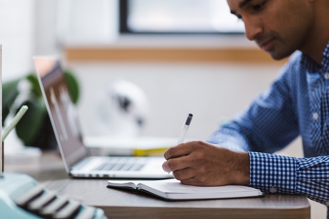 Boost Membership Site Traffic: Mastering Guest Posting & PBN Strategies