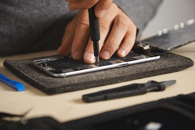 Mastering Home Renovation: Planning, Budgeting, and Prioritizing for Seamless Repairs
