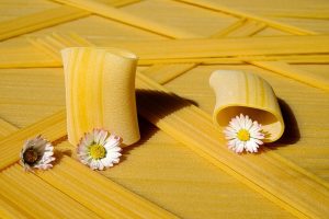 local-food-640x480-35407565.jpeg