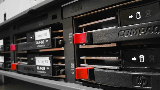computers-640x480-78835462.jpeg