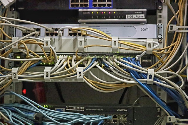 computers-640x480-96489703.jpeg