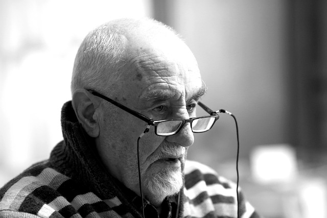 elderly-person-640x480-69713448.jpeg