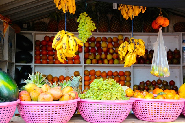 local-food-640x480-68198700.jpeg