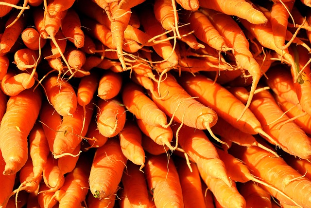 Revolutionizing Busy Lives: Local Food Delivery and Meal Preparation