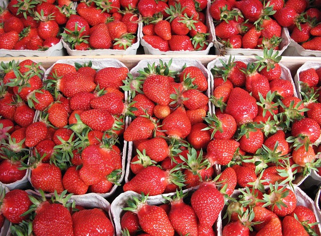 local-food-640x480-88609763.jpeg