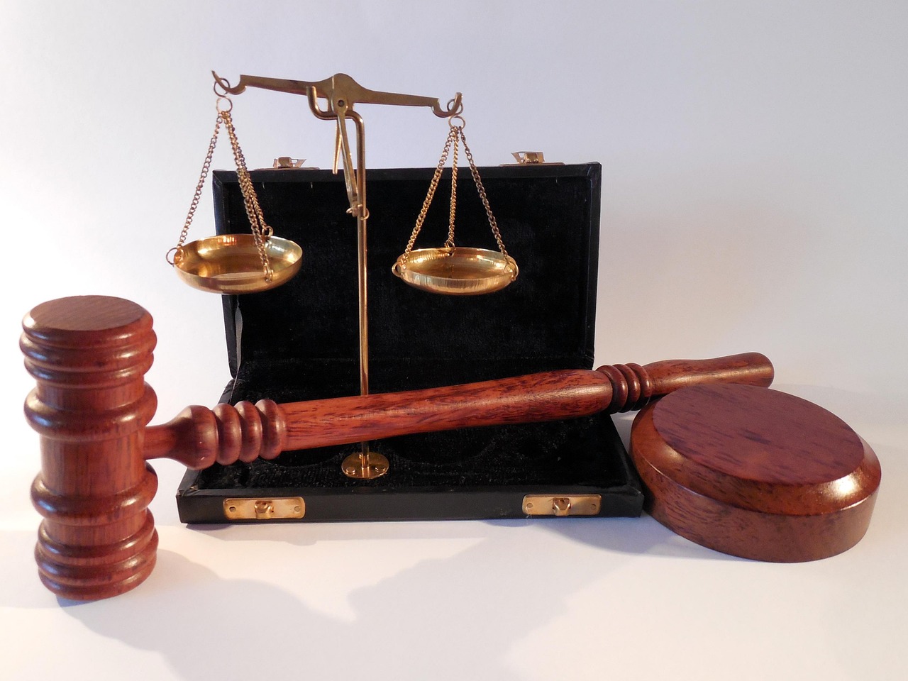 protecting-assets-high-asset-divorce-att-640x480-z55ql7