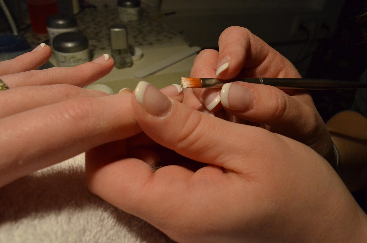 boost-lashes-overnight-mascara-acrylic-g-640x480-fh17dq